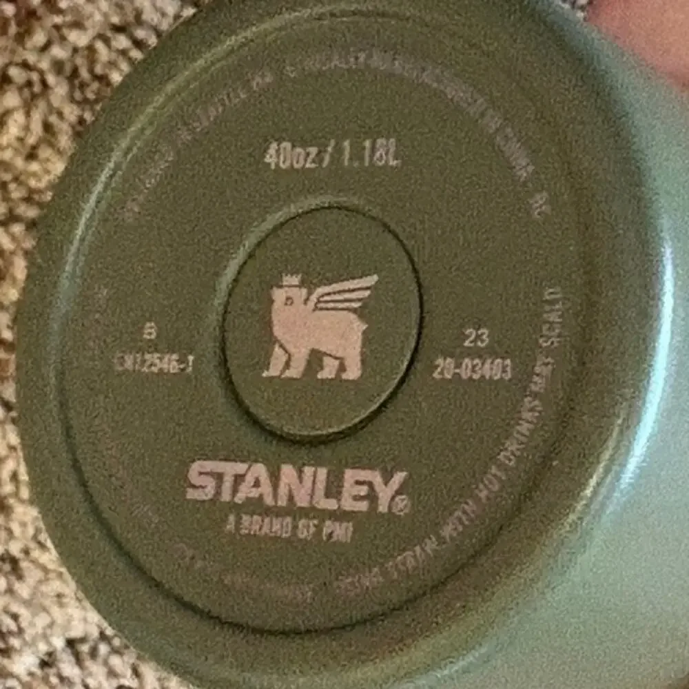Stanley Quencher H2.0 FlowState 40oz Tumbler Cup Peat Moss Matte Olive Green EUC